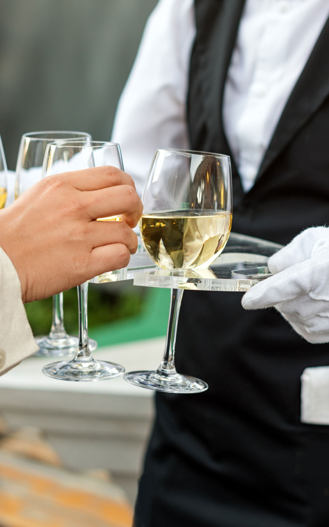 Waiter-serving-drinks